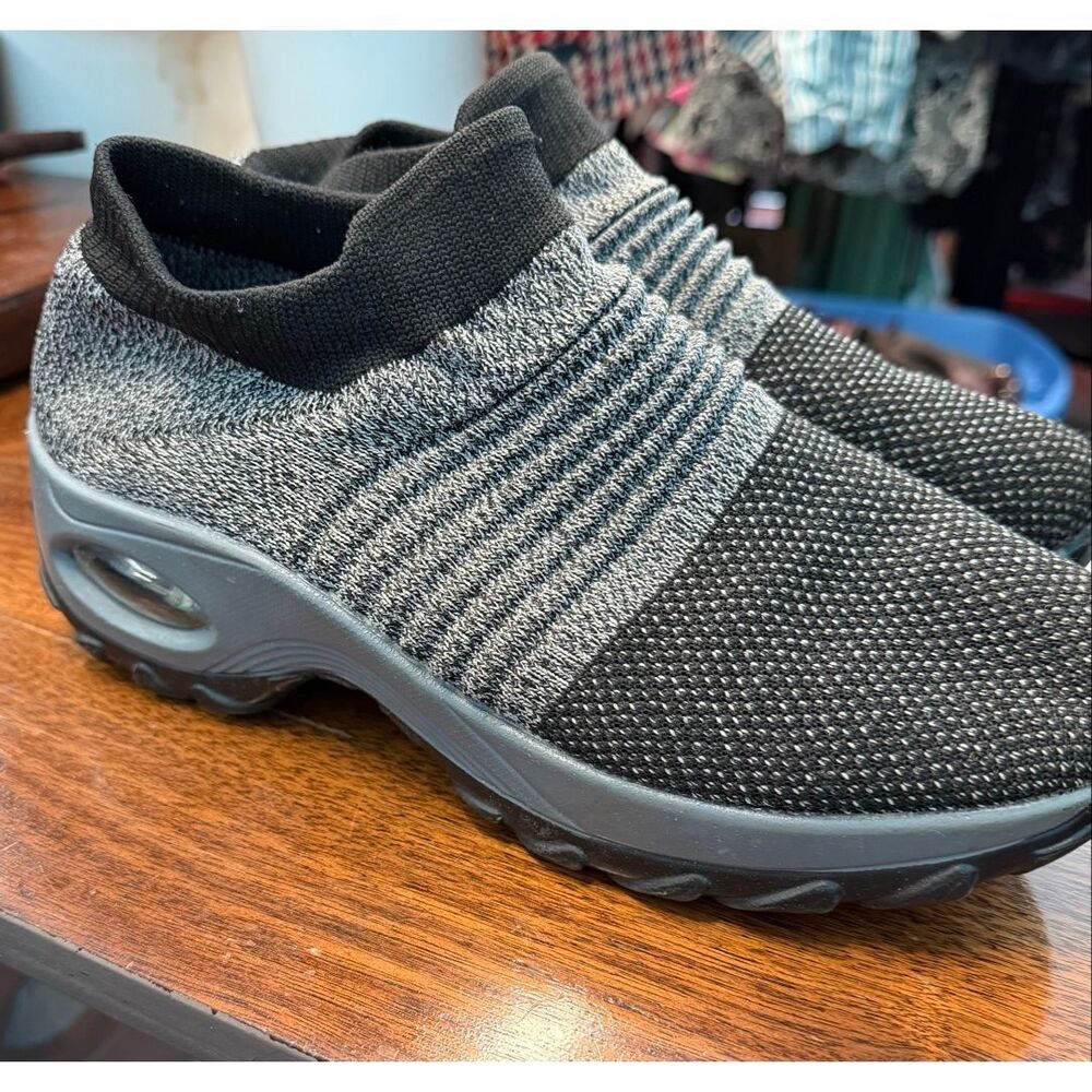 Gray Knit Breathable Slip On Sneakers Women’s Size 9 - Picture 2 of 8